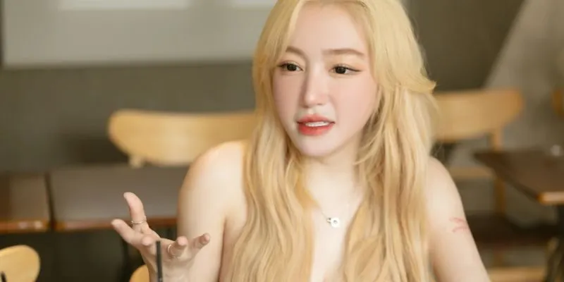 Elly Trần - Sự gợi cảm quyến rũ